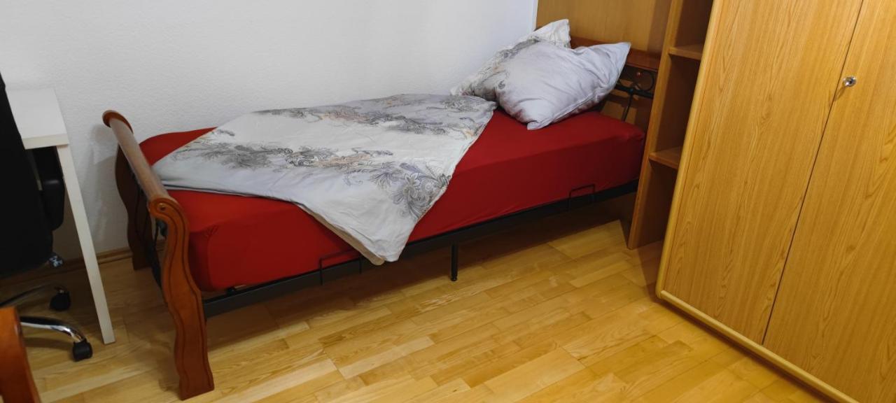 Einzimmerwohnung Mit Parkplatz Ohne Kueche Bischweier Exterior photo